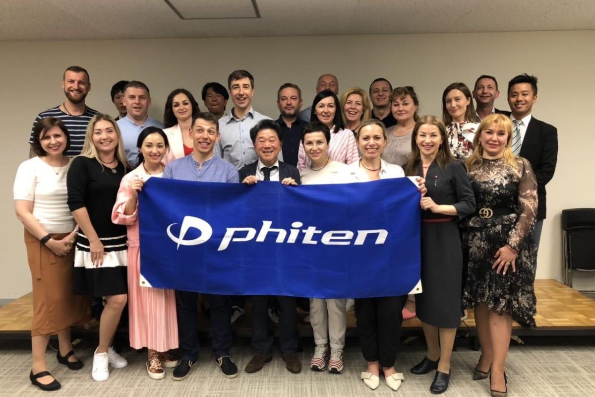 Зустріч з засновником та президентом компанії Phiten - Йошихіро Хірата. Токіо, Японія